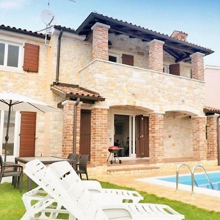 Sunny Villa Kaštelir Buitenkant foto